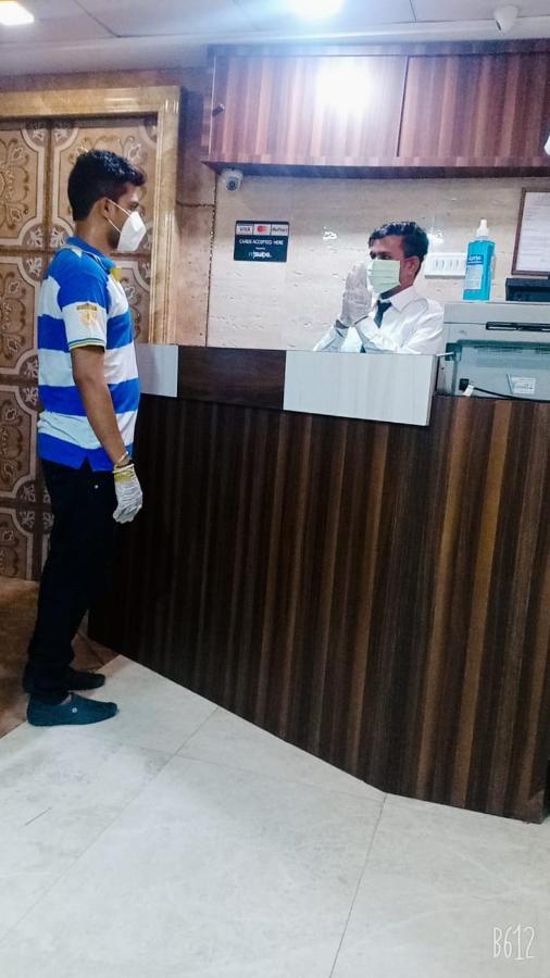 Hotel Alfa International Near Nanavati Hospital Mumbai Near Airport Mumbai Near Juhu Beach Luaran gambar