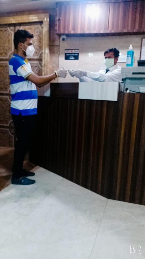 Hotel Alfa International Near Nanavati Hospital Mumbai Near Airport Mumbai Near Juhu Beach Luaran gambar